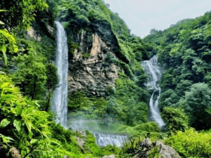 Blyangje Waterfall