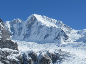 Gyalzen Peak 